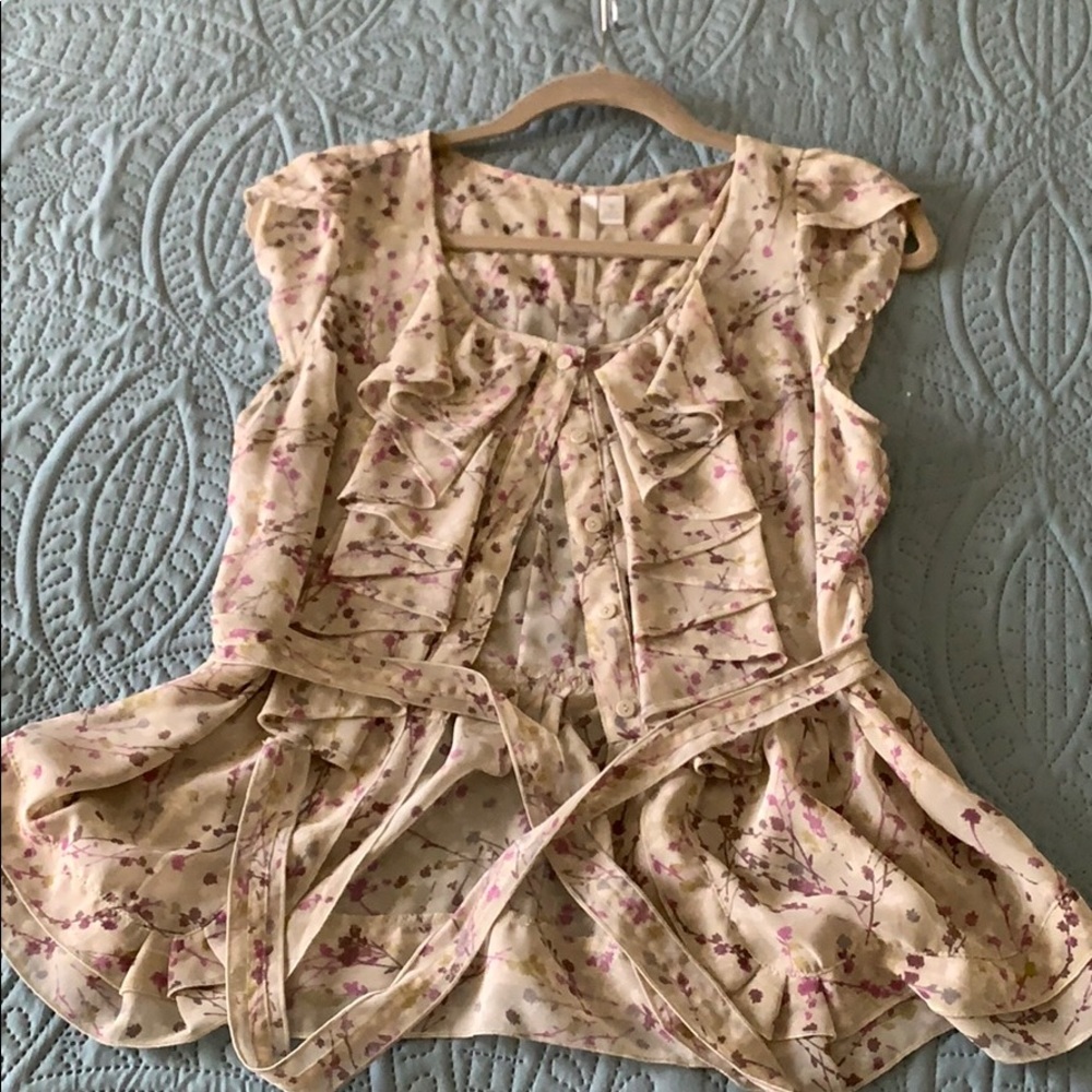 LC Lauren Conrad floral, button blouse.